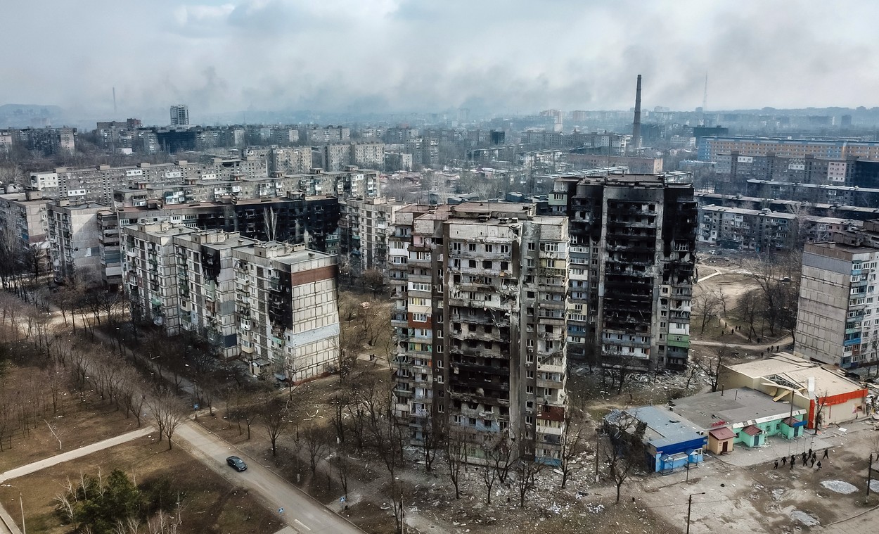 LIVE UPDATE. Războiul din Ucraina a intrat în ziua 24. Volodimir Zelenski face din nou apel la negocieri / Luptele din Mariupol au ajuns în centrul orașului, 80% din clădiri sunt avariate sau distruse complet