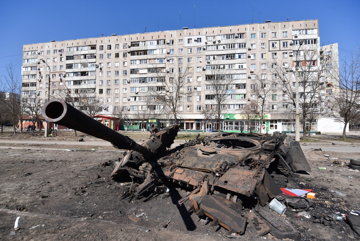 LIVE UPDATE. Războiul din Ucraina, ziua 28. Aproximativ 100.000 de oameni rămân blocați în Mariupol / Rusia ar putea fi exclusă din G20