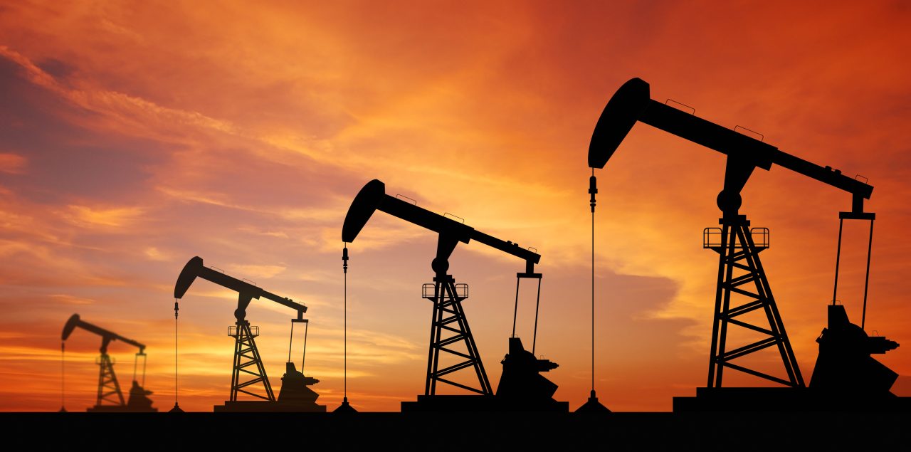 Statele Unite iau în calcul reducerea sau chiar interzicerea importurilor de petrol din Rusia