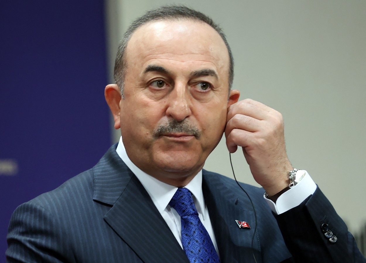 Ministrul turc de Externe avertizează: „Asistăm la începutul unui nou Război Rece”