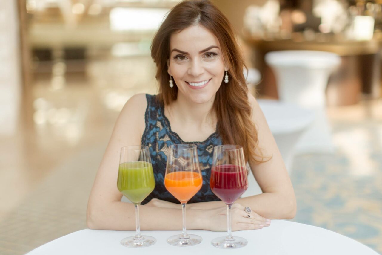 GALERIE FOTO Alimentele care nu trebuie să lipsească de pe masa de Paști. Nutriționist: „Burta plină este imaginea «perfectă» a traiului bun. Total greșit!” Cele trei mari reguli în nutriție