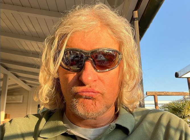 Oligarhul Oleg Tinkov spune că 90% dintre ruși nu doresc războiul: ”Există proști care desenează Z, dați-i lui Putin o ieșire clară pentru opri acest masacru”