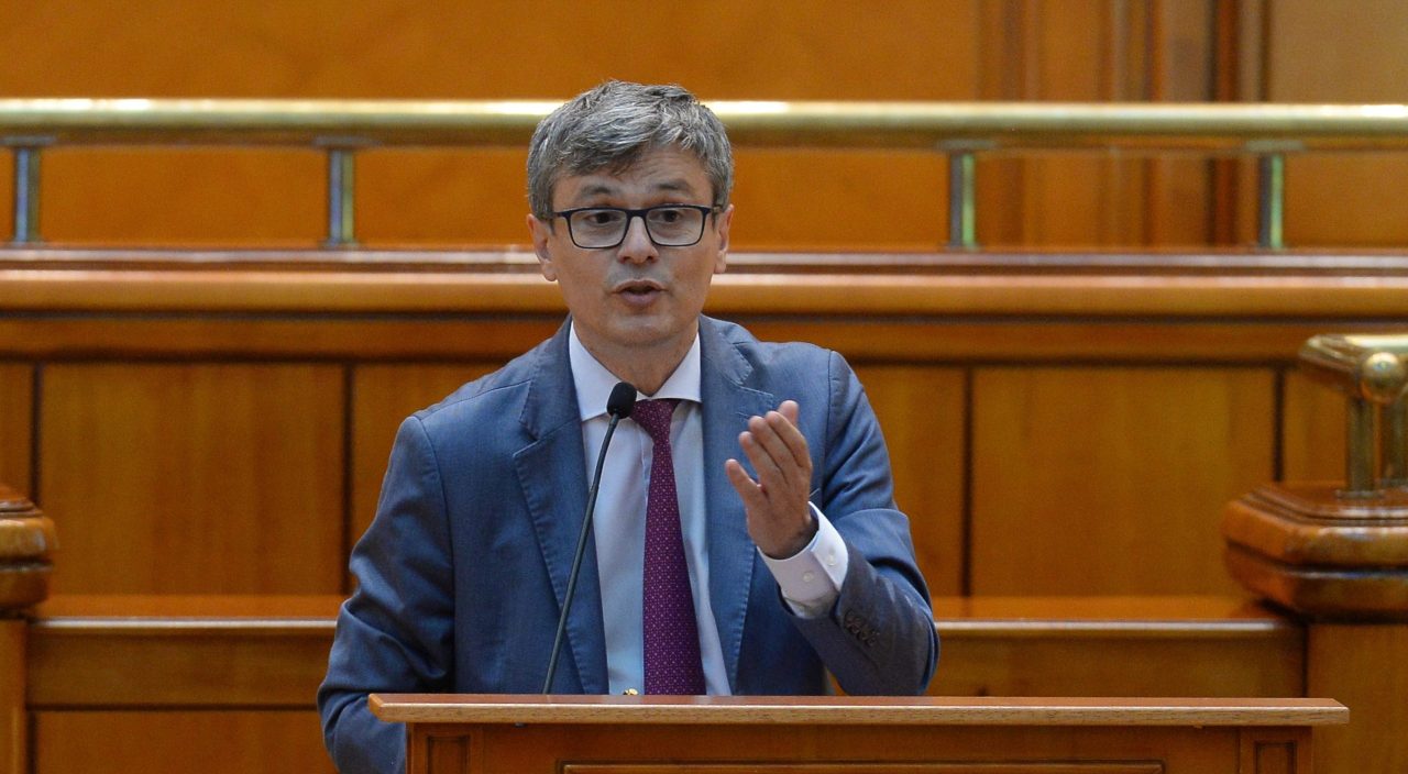 UPDATE – Camera Deputaţilor dezbate, marți, moţiunea simplă a USR împotriva ministrului Energiei. Virgil Popescu: „USR sperie românii cu facturile de la gaze și curent”