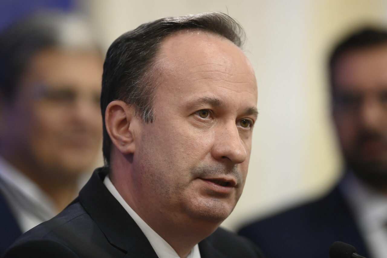 USR solicită demiterea ministrului Finanțelor. „România se împrumută cel mai scump dintre țările UE”
