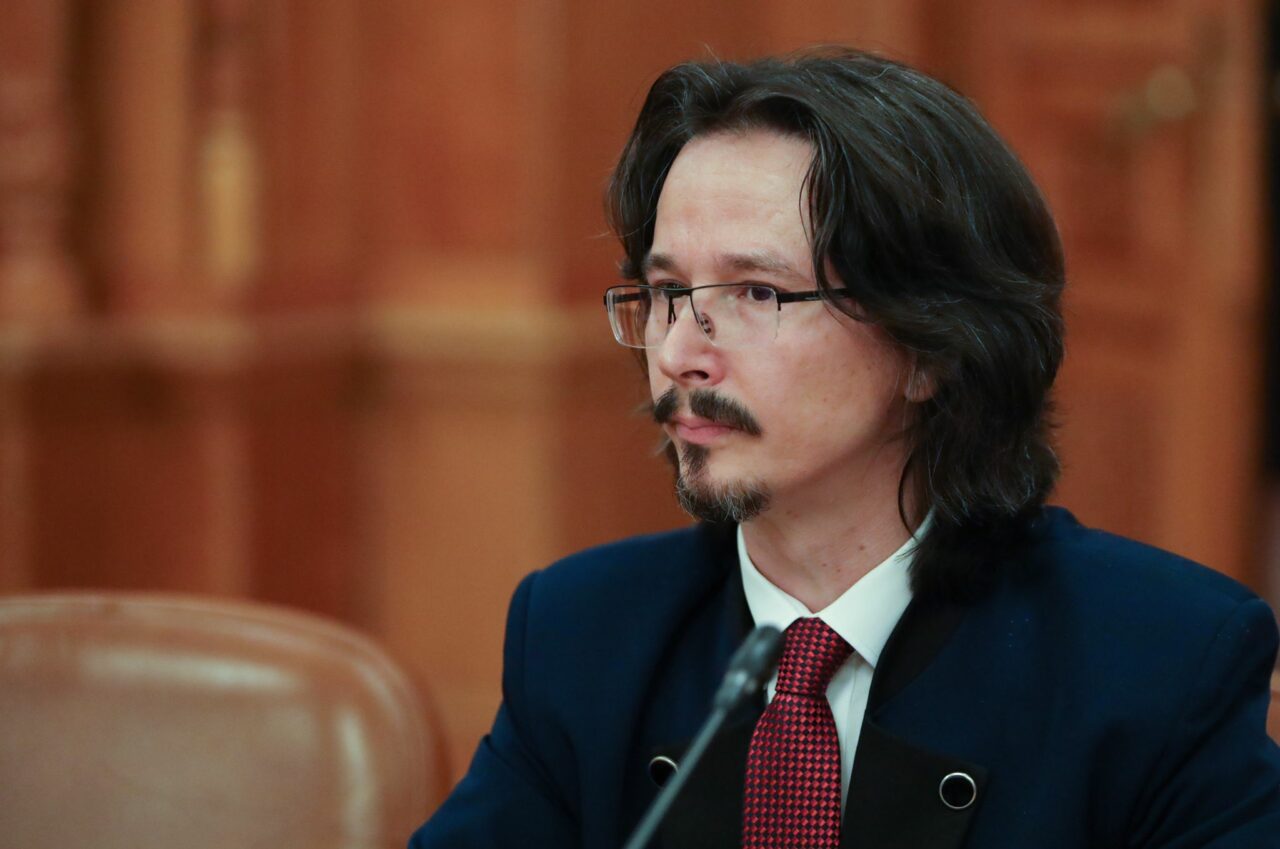 AUR a contestat la BEC postări de pe Facebook ale lui Cristi Danileț, iar în urma deciziei conținutul trebuie eliminat
