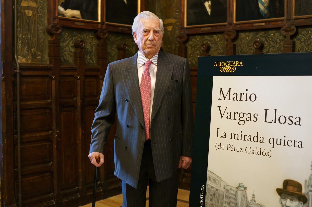 Mario Vargas Llosa, internat într-un spital din Madrid. Motivul spitalizării laureatul premiului Nobel pentru Literatură 