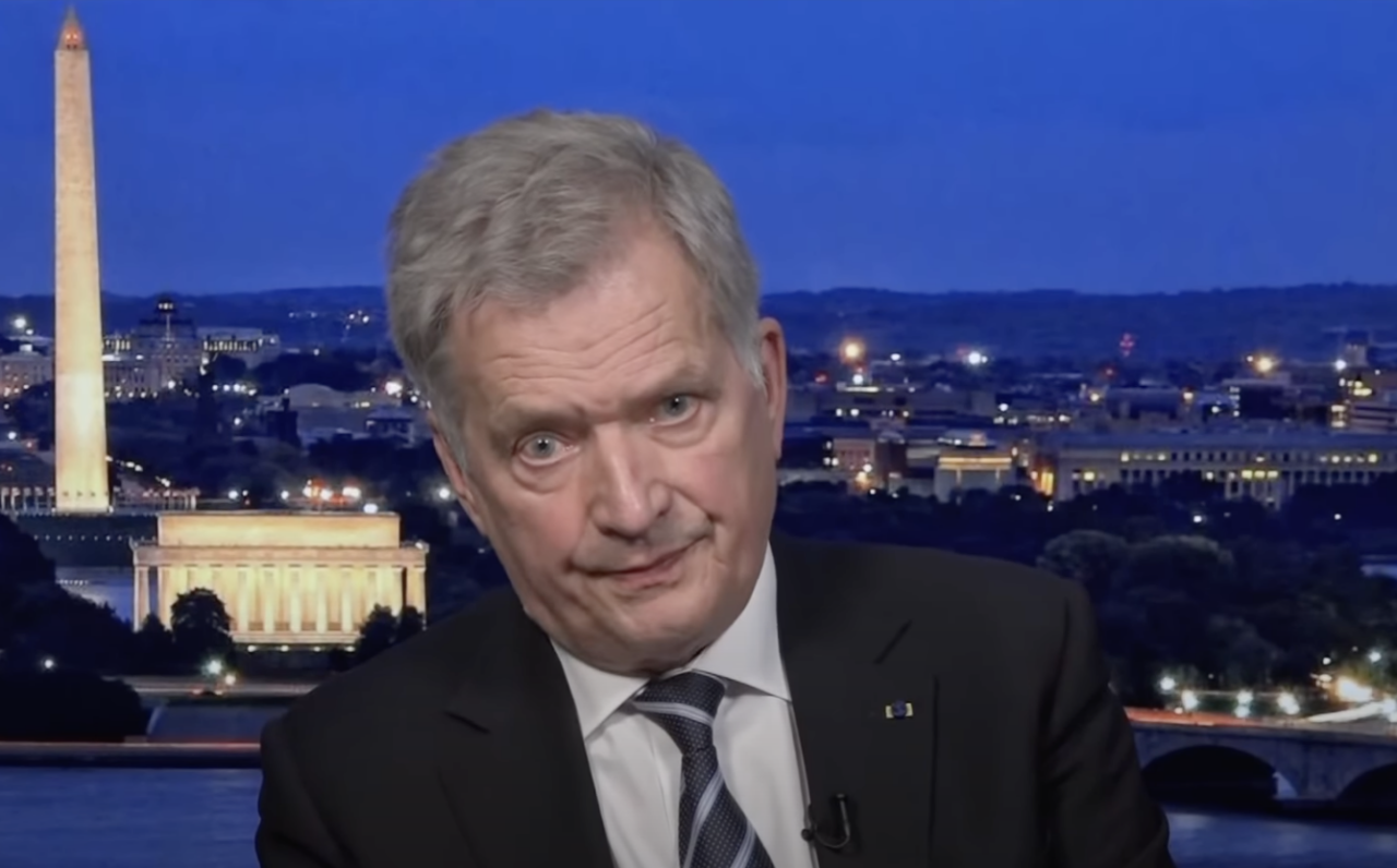 Președintele Finlandei, spitalizat din cauza unor „simptome prelungite de Covid-19”