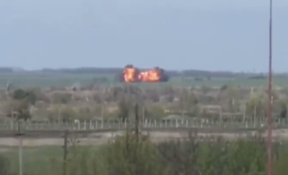 Un avion de vânătoare rusesc a fost filmat în timp ce se prăbușește în Ucraina