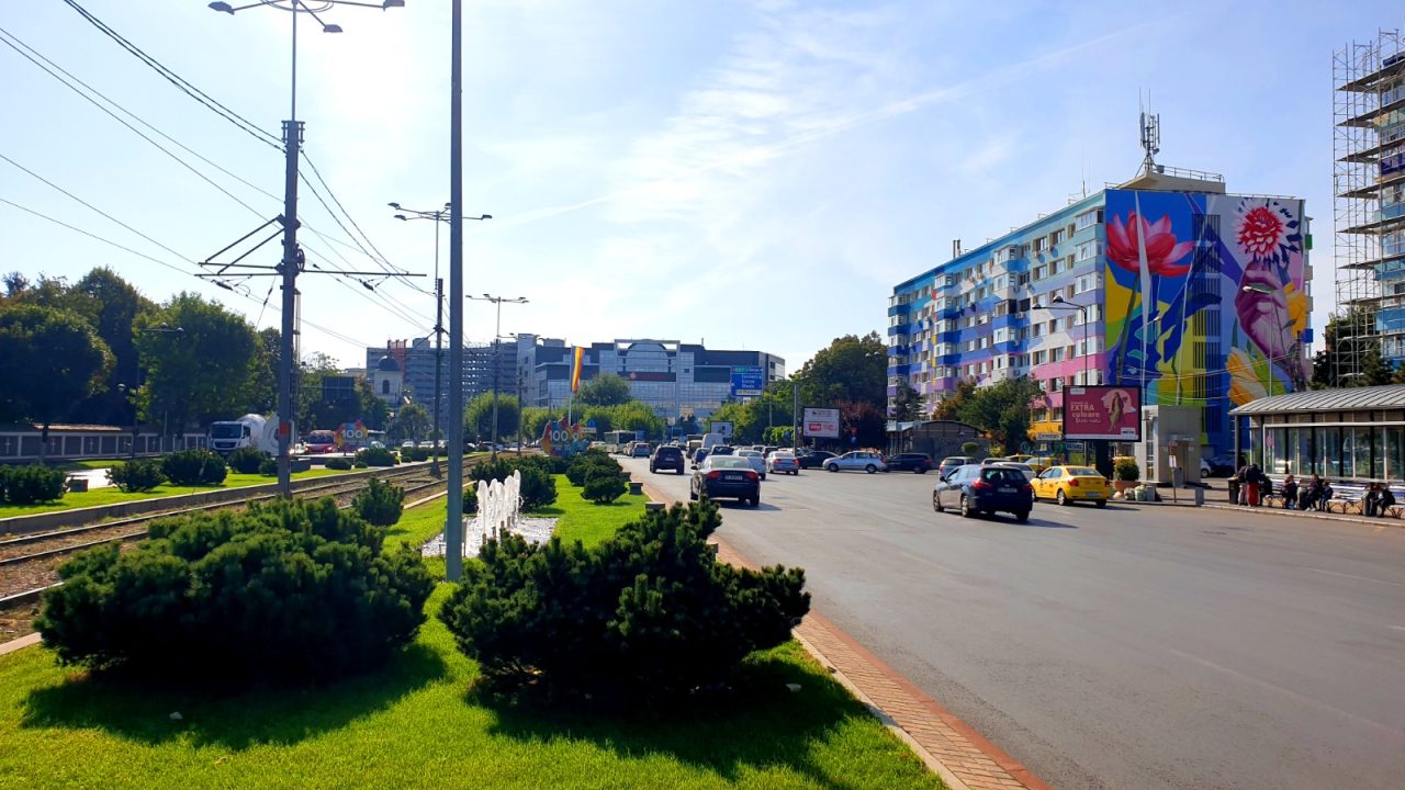Fluidizăm traficul rutier și eliminăm trecerile de pietoni în cea mai aglomerată intersecție din Sectorul 4. Încep lucrările la pasajul pietonal de la Eroii Revoluției (Comunicat de presă)