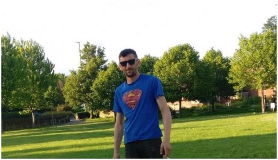 Român din Marea Britanie, ars de viu într-un incendiu pus intenționat. Acasă, tânărul e plâns de familie și prieteni