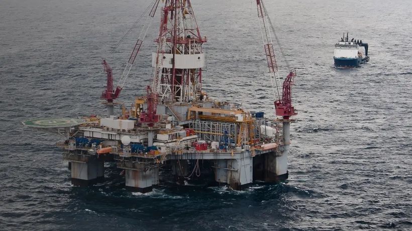 OMV Petrom și Romgaz au constituit o garanție de câte 44 de milioane de euro pentru a-și rezerva capacitate pe conducta care va fi construită de Transgaz pentru producția din Marea Neagră. Care sunt implicațiile