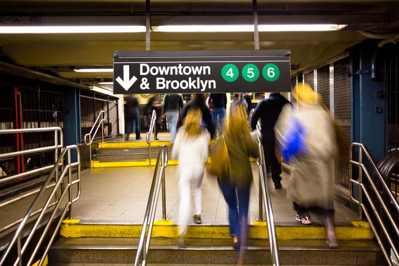 Mai multe persoane au fost împușcate într-o stație de metrou, în New York