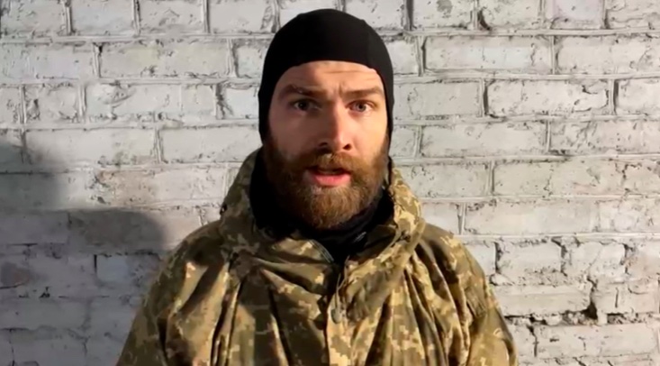 Mariupol este supus unui bombardament continuu, spune comandantul pușcașilor marini ucraineni: „Cerem procedura de extracție pentru soldați și cetățeni”