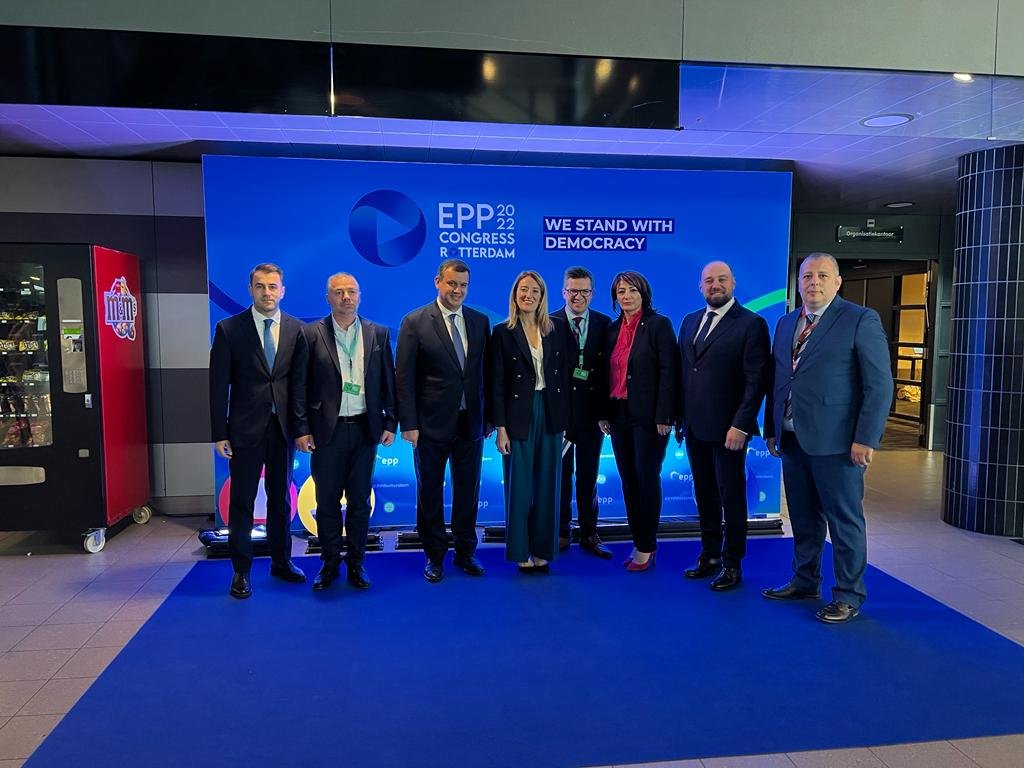 Partidul Mișcarea Populară a participat la Congresul PPE de la Rotterdam. Delegația PMP s-a întâlnit cu președintele Parlamentului European