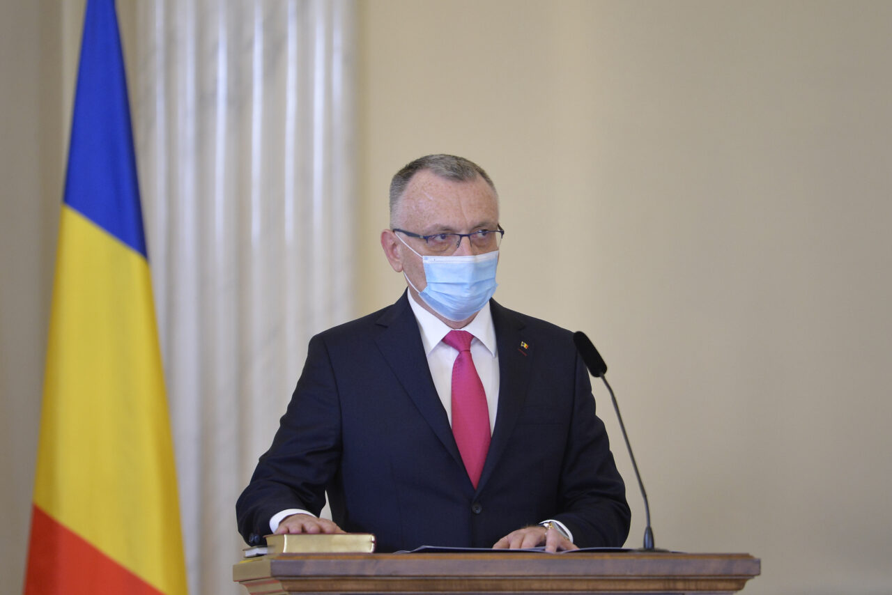 VIDEO | Sorin Cîmpeanu, despre noul mod de admitere la colegii: „Subiectele pot fi făcute de Academia Română. Colegiile centenare de 15 ani cer acest lucru, să fie lăsate să-și selecteze proprii elevi pentru performanță”