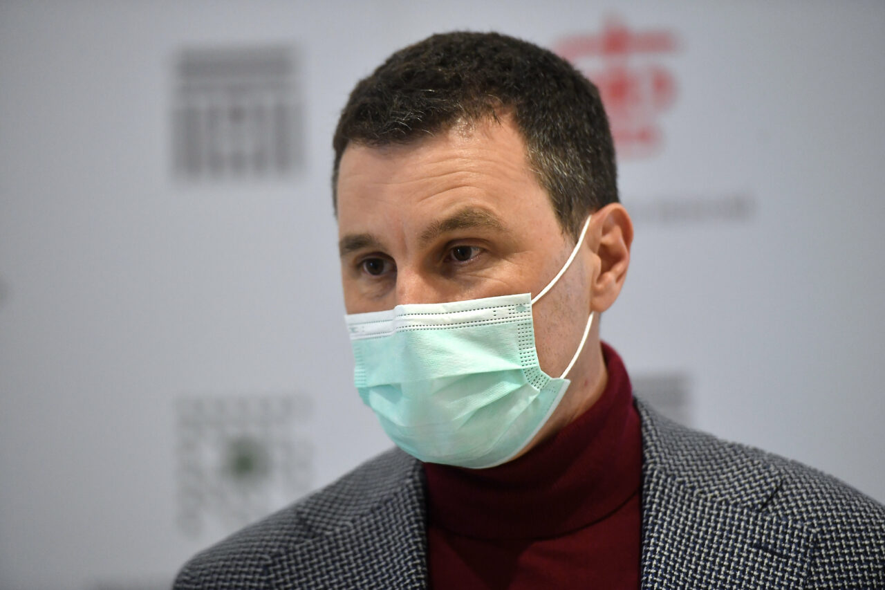 Tánczos Barna: Pedepse cu închisoarea de până la cinci ani pentru îngroparea și arderea ilegală de deșeuri