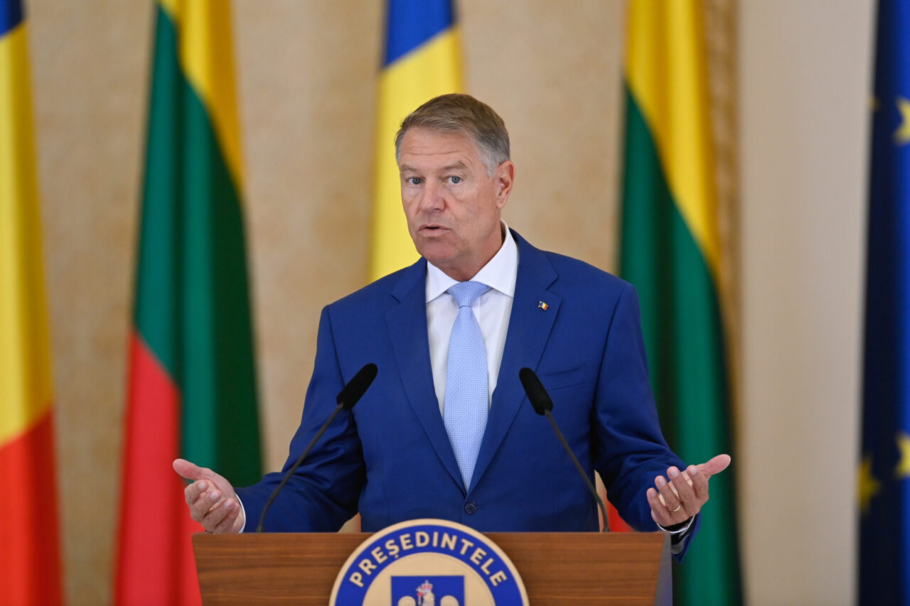 Klaus Iohannis: „România salută decizia Suediei de a aplica pentru aderarea la NATO. Alianţa noastră va fi mai puternică ca niciodată”