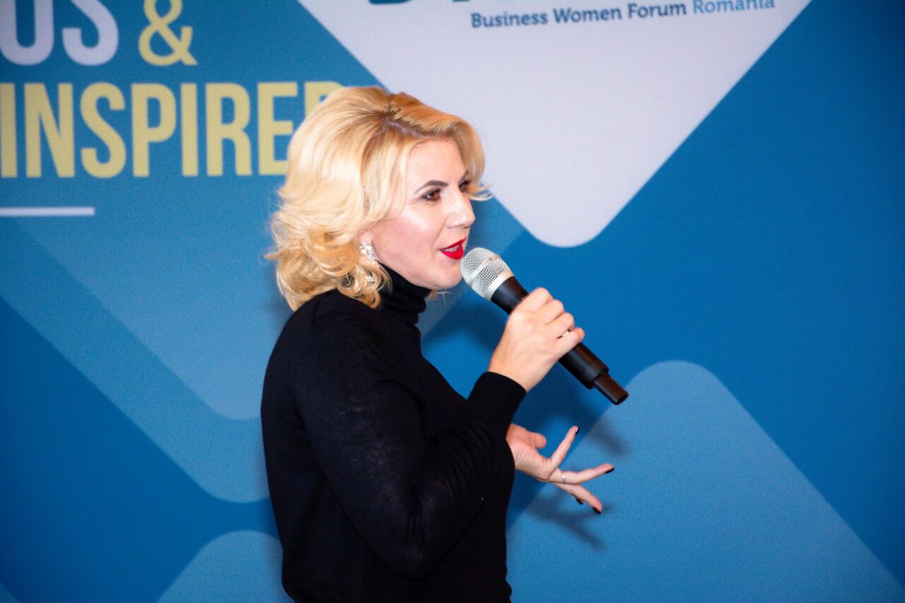 INTERVIU EXCLUSIV. Cristina Chiriac, preşedintele Confederaţiei pentru Antreprenoriat Feminin: „România are un procent de 30% companii private conduse sau deținute de femei. Țara noastră duce însă o lipsă acută de forță de muncă. Cheia este în educație” (Galerie foto)