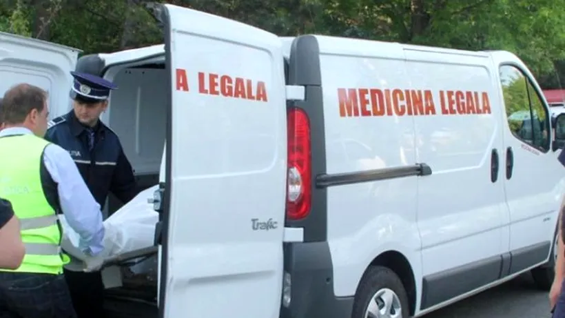 Bărbat din Târgoviște, găsit mort în casă cu o rană în zona gâtului