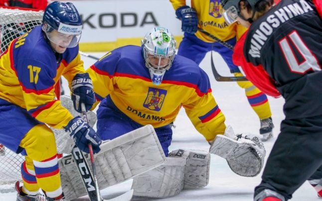Imagine cu portarul naţionalei de hochei: Ar fi jucat la Mondiale cu steagul Ungariei pe cască