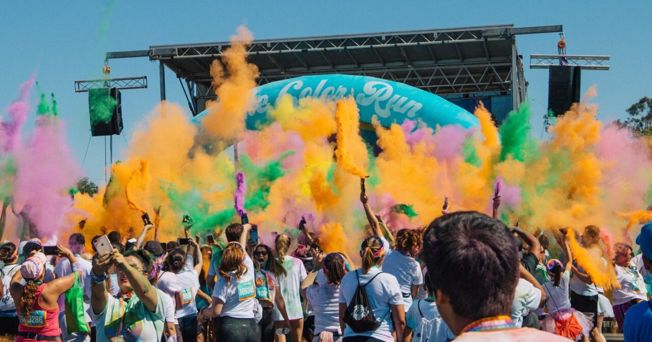 Spotlight, The Color Run și Bucharest Street Food Festival au loc în acest weekend / Traficul rutier, restricționat în mai multe zone din București