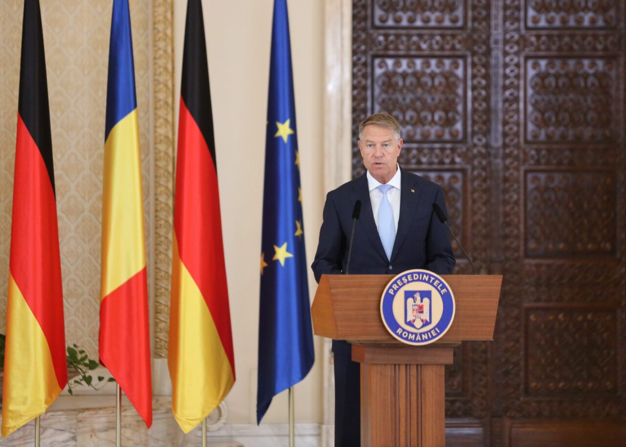 Președintele Klaus Iohannis a promulgat Legea Offshore