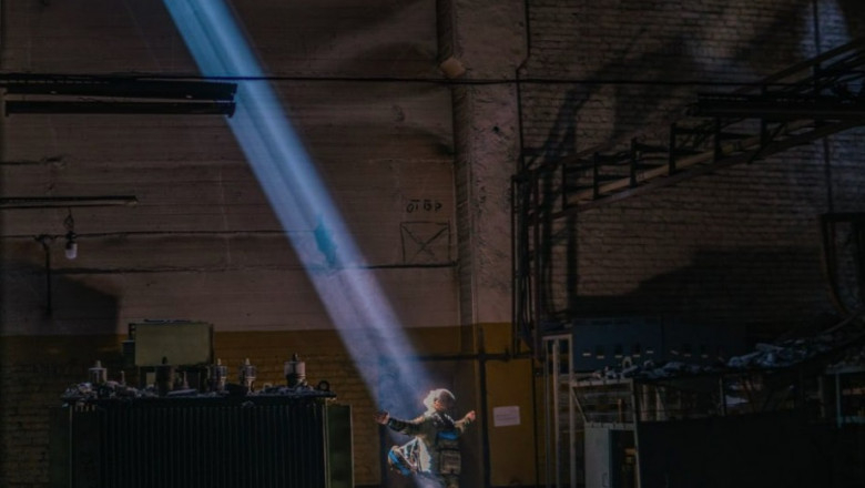 Fotografia din Azovstal care a impresionat o lume întreagă: „Lumina va învinge întunericul”