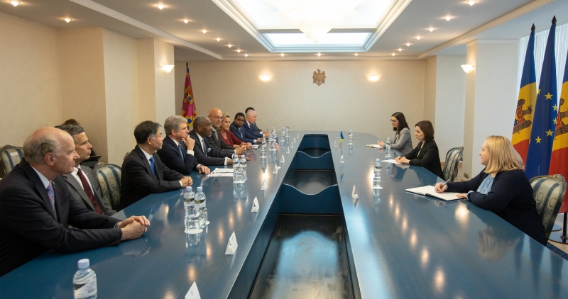 Americanii sunt pregătiți să furnizeze armament Republicii Moldova, în cazul în care Chișinăul o va cere