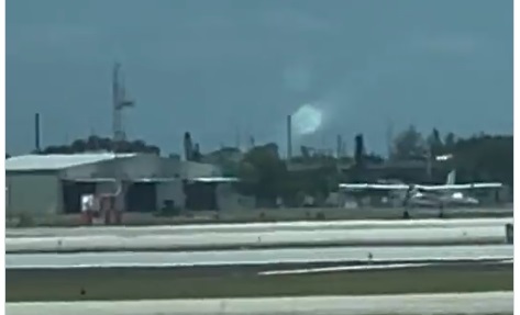 VIDEO | Un pasager fără experiență de zbor a pilotat un avion până la cel mai mare aeroport din zonă. „A fost o situație gravă”