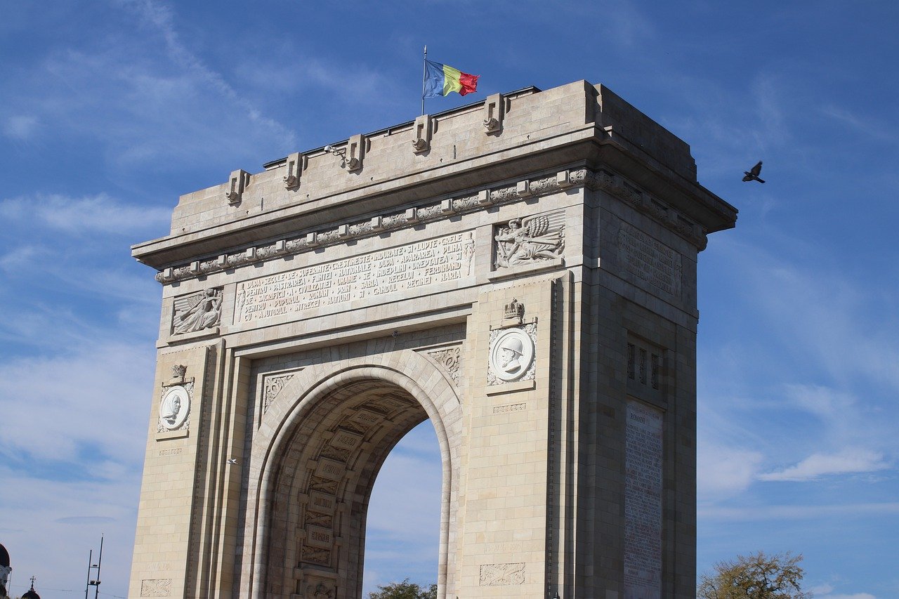 Rușii sunt îndemnați să devină români. Cât costă cetățenia pe un site oficial