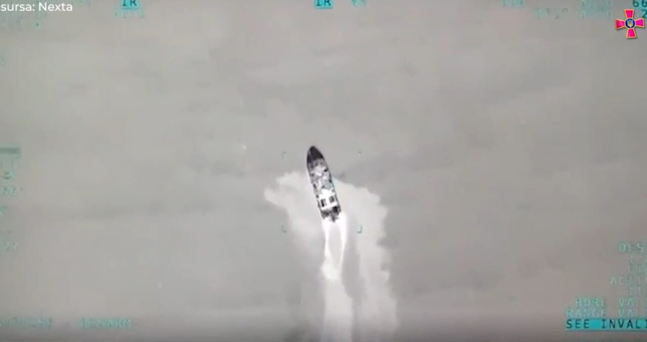 VIDEO | Ministerul Apărării de la Kiev: Două nave ruseşti de patrulare din clasa Raptor au fost distruse de o dronă ucraineană Bayraktar