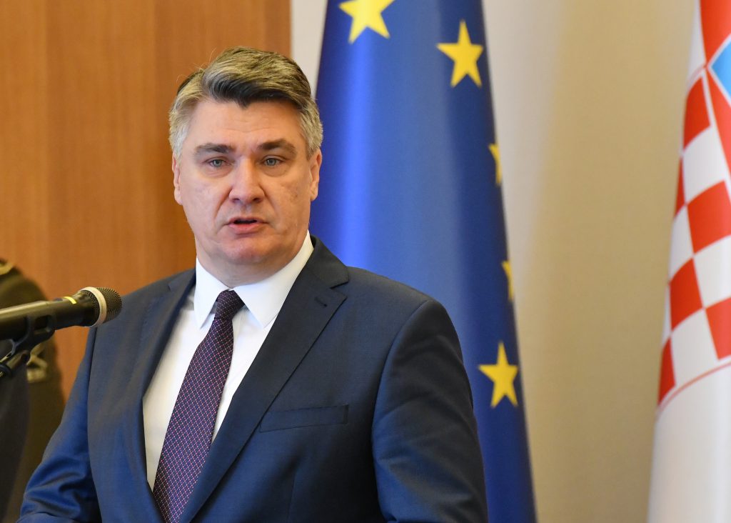 Președintele Croației ar vrea să condiționeze acceptarea Finlandei și Suediei în NATO. Cine are, de fapt, putere de decizie