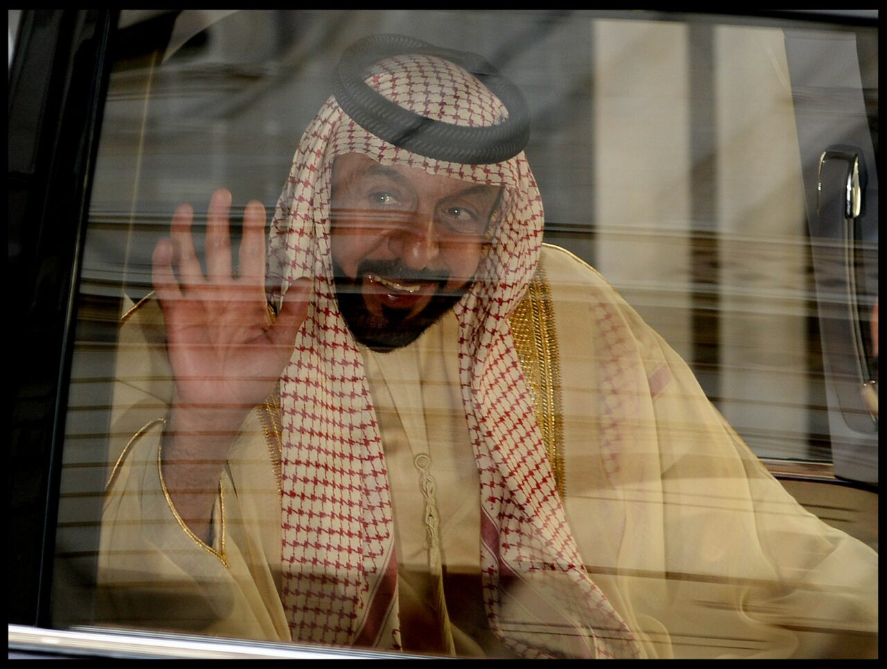 Preşedintele Emiratelor Arabe Unite a murit. Șeicul Khalifa bin Zayed Al-Nahyan a condus țara timp de aproape două decenii