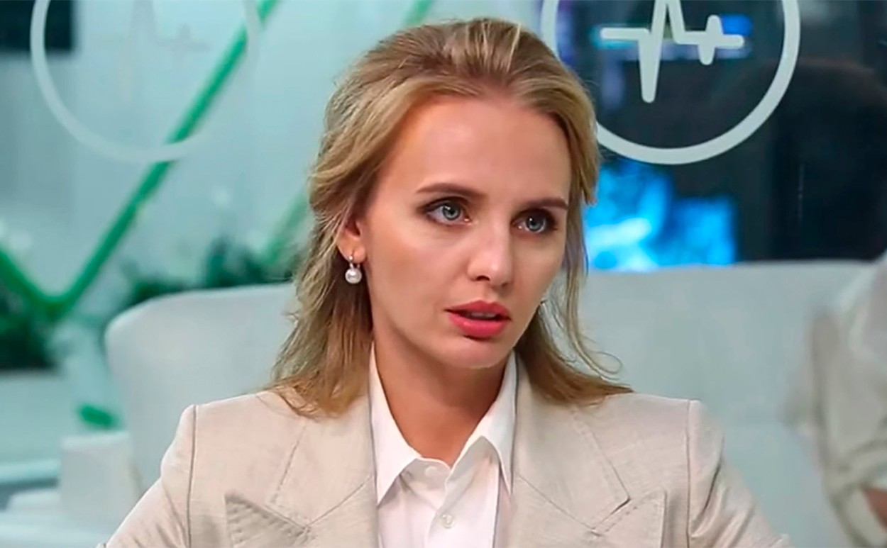 Cum vede fiica cea mare a lui Putin războiul din Ucraina. Ea critică puternic Occidentul invocând comploturi „diabolice” ale SUA și ale UE