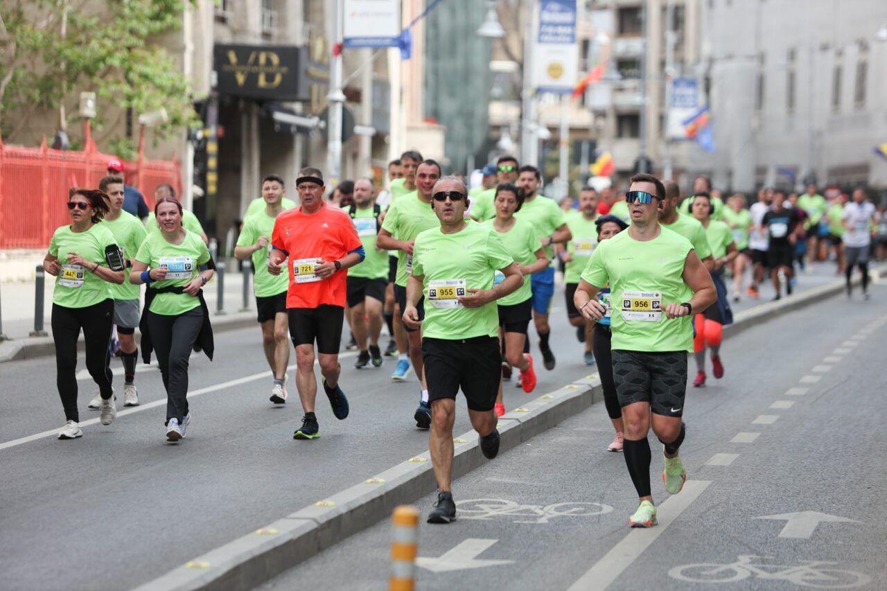 Semimaratonul Internațional București 2025 are loc în acest weekend. Ce străzi se închid și pe unde vor putea circula șoferii