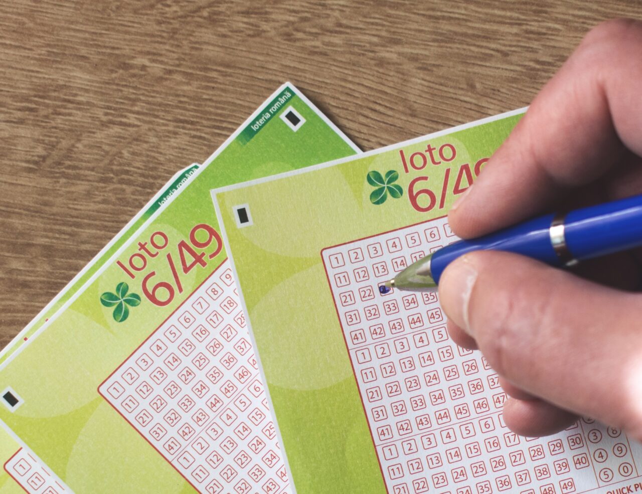 Tragerile speciale LOTO de Crăciun și programul agențiilor din București