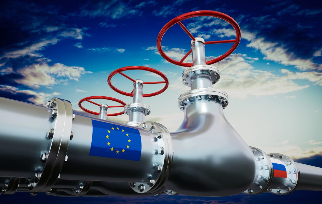 Surse diplomatice: UE înclină spre renunțarea la petrolul din Rusia până la finalul acestui an