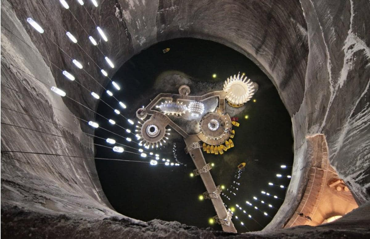 Salina Turda demarează procedurile pentru a intra în patrimoniul UNESCO. Va fi promovată în 110 aeroporturi de pe tot globul