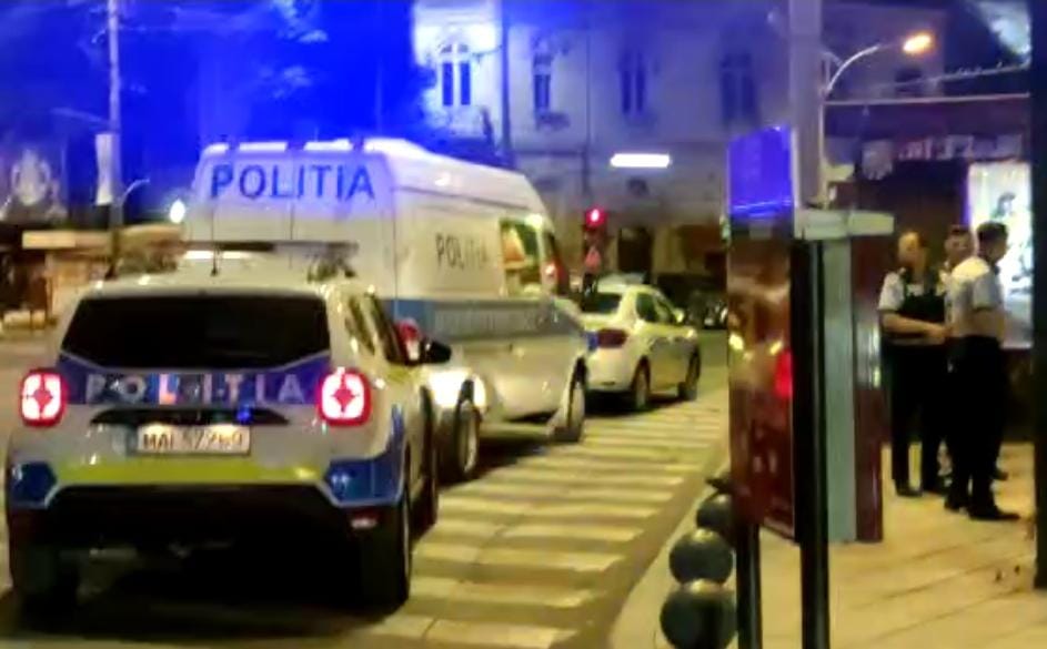 Două alerte cu bombă în Capitală, la Mega Mall și în Piața Romană. Centrul comercial a fost evacuat: „Toată zona e închisă”