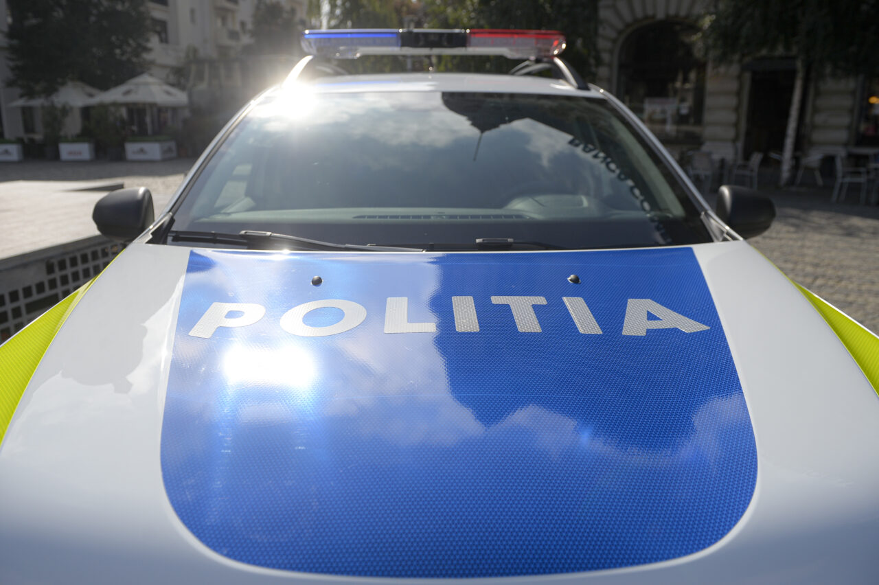 Cinci oameni au fost măcelăriti de un bolnav psihic. Printre victime este și o fetiță de 5 ani. 
