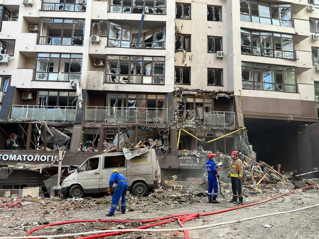 LIVE UPDATE | Război în Ucraina, ziua 184. Kievul a redenumit aproape 100 de străzi, într-o campanie intensă de „derusificare” în Ucraina / Centrala nucleară de la Zaporojie a fost reconectată la rețeaua electrică