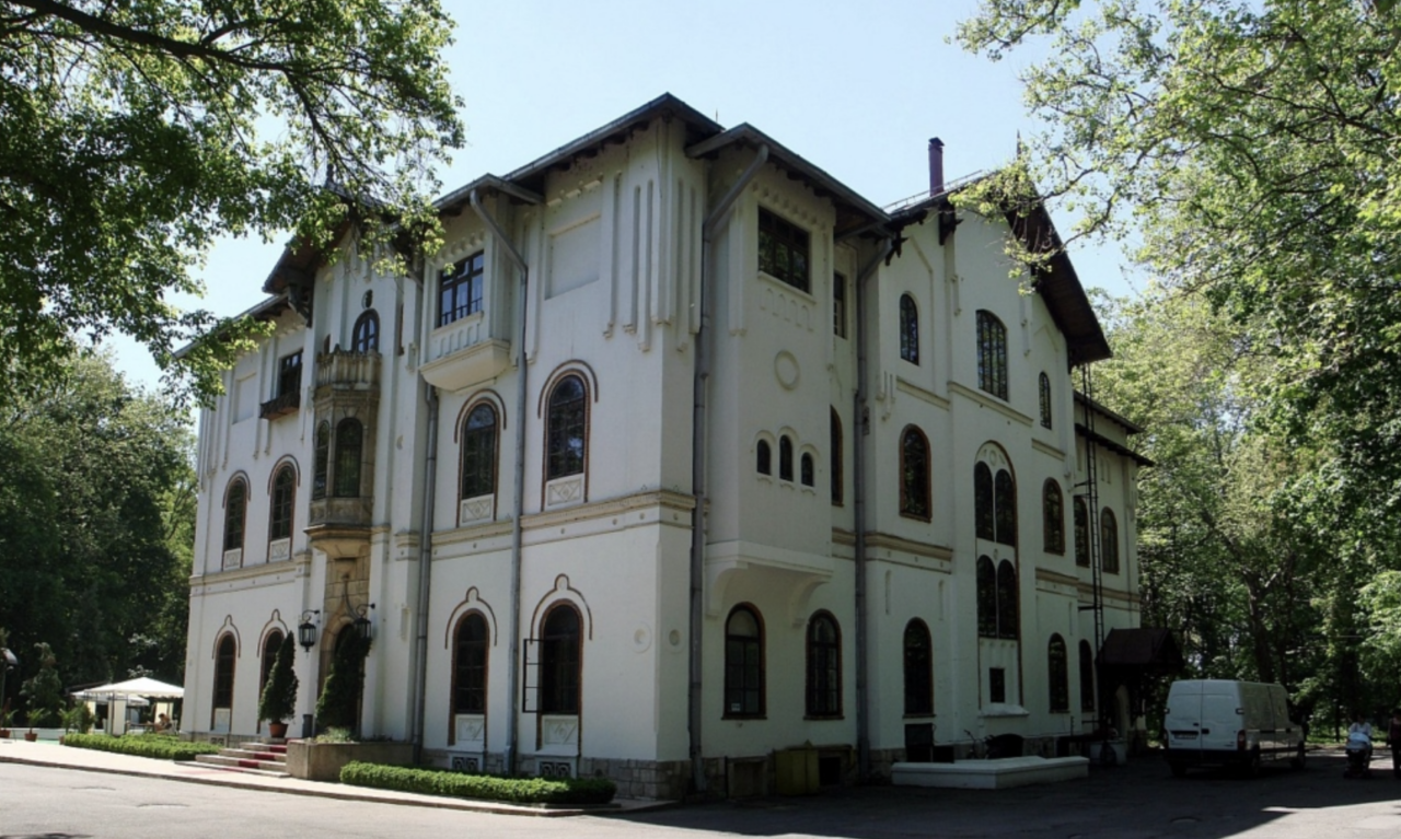 Palatul Știrbey a fost scos la vânzare. Pentru ce sumă poate fi achiziționată clădirea istorică