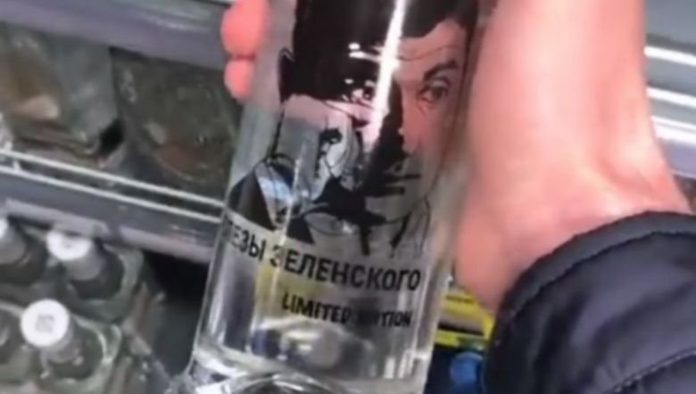 Ruşii au scos la vânzare o nouă vodkă – „Lacrimile lui Zelenski”