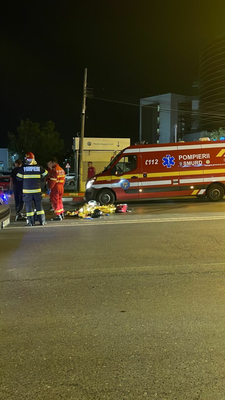 VIDEO | O motociclistă de 35 de ani a murit pe loc într-un accident grav în Pipera