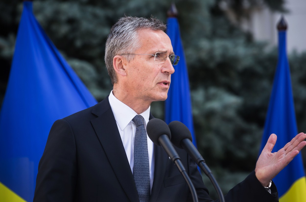 Secretarul general al NATO, Jens Stoltenberg, vine în vizită la București