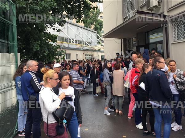 Admiterea la liceu 2022. Cum se face repartizarea computerizată a elevilor în clasa a IX-a și cine are prioritate – media sau opțiunea?