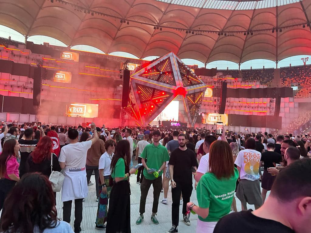 Un tânăr din Republica Moldova a murit după o supradoză de droguri la SAGA Festival. Alți trei sunt intubați în stare gravă în urma consumului de stupefiante