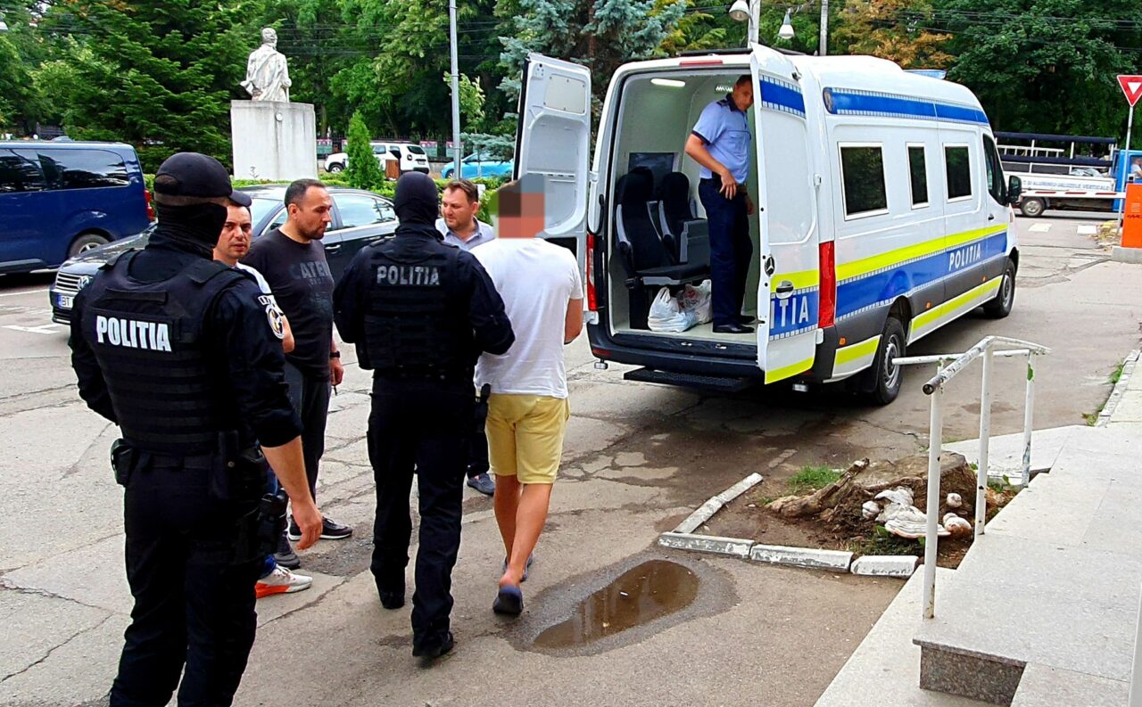 FOTO, VIDEO. Scandal cu focuri de armă în Botoșani: Nouă persoane au fost reținute, iar trei plasate sub control judiciar