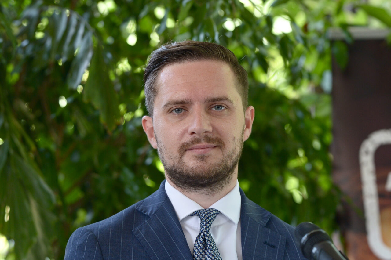 Viceprimar: Șoferii din București nu vor mai putea parca gratis în centrul orașului. Care sunt sancțiunile