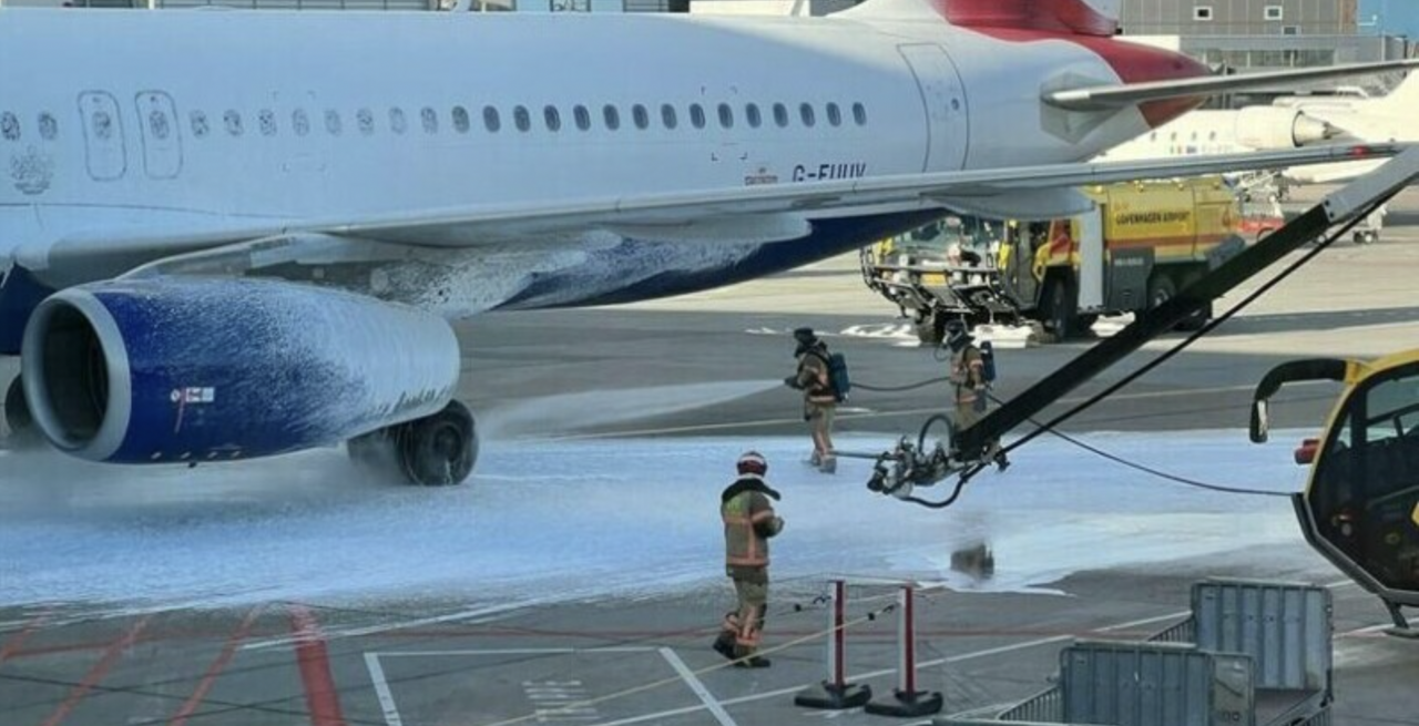 Un avion plin cu pasageri al British Airways a luat foc la Copenhaga